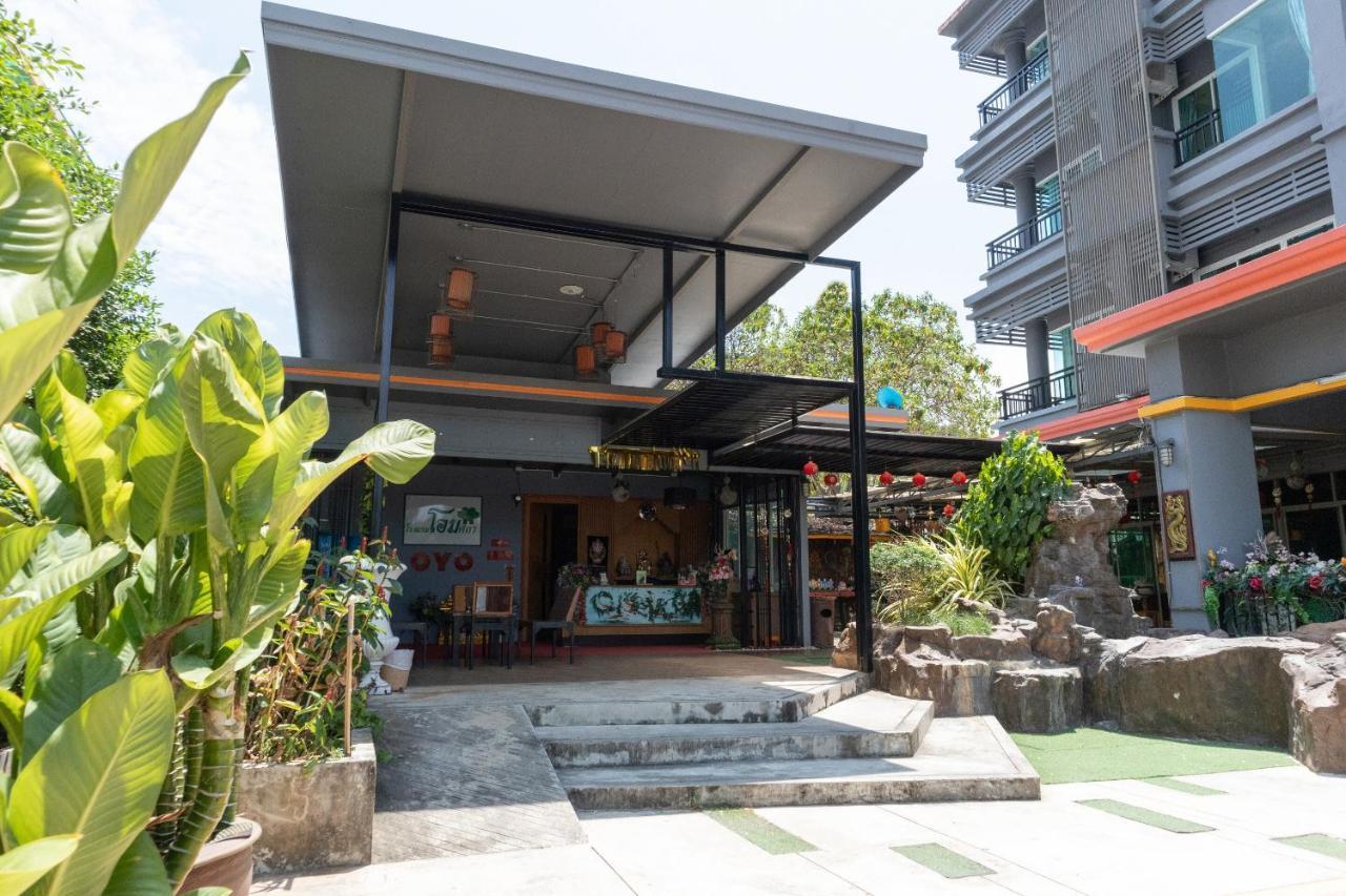 Oyo 792 Omsaga Phuket Hotel Exterior photo