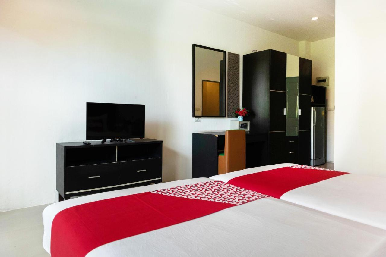Oyo 792 Omsaga Phuket Hotel Exterior photo