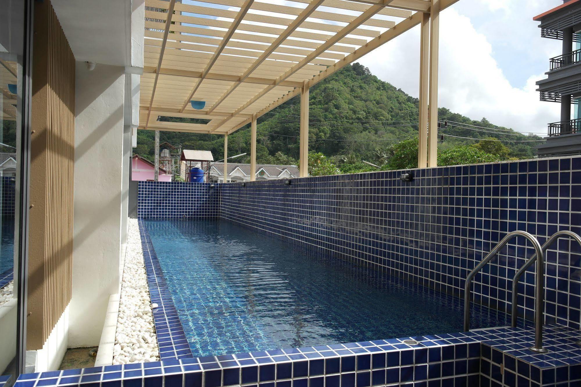 Oyo 792 Omsaga Phuket Hotel Exterior photo